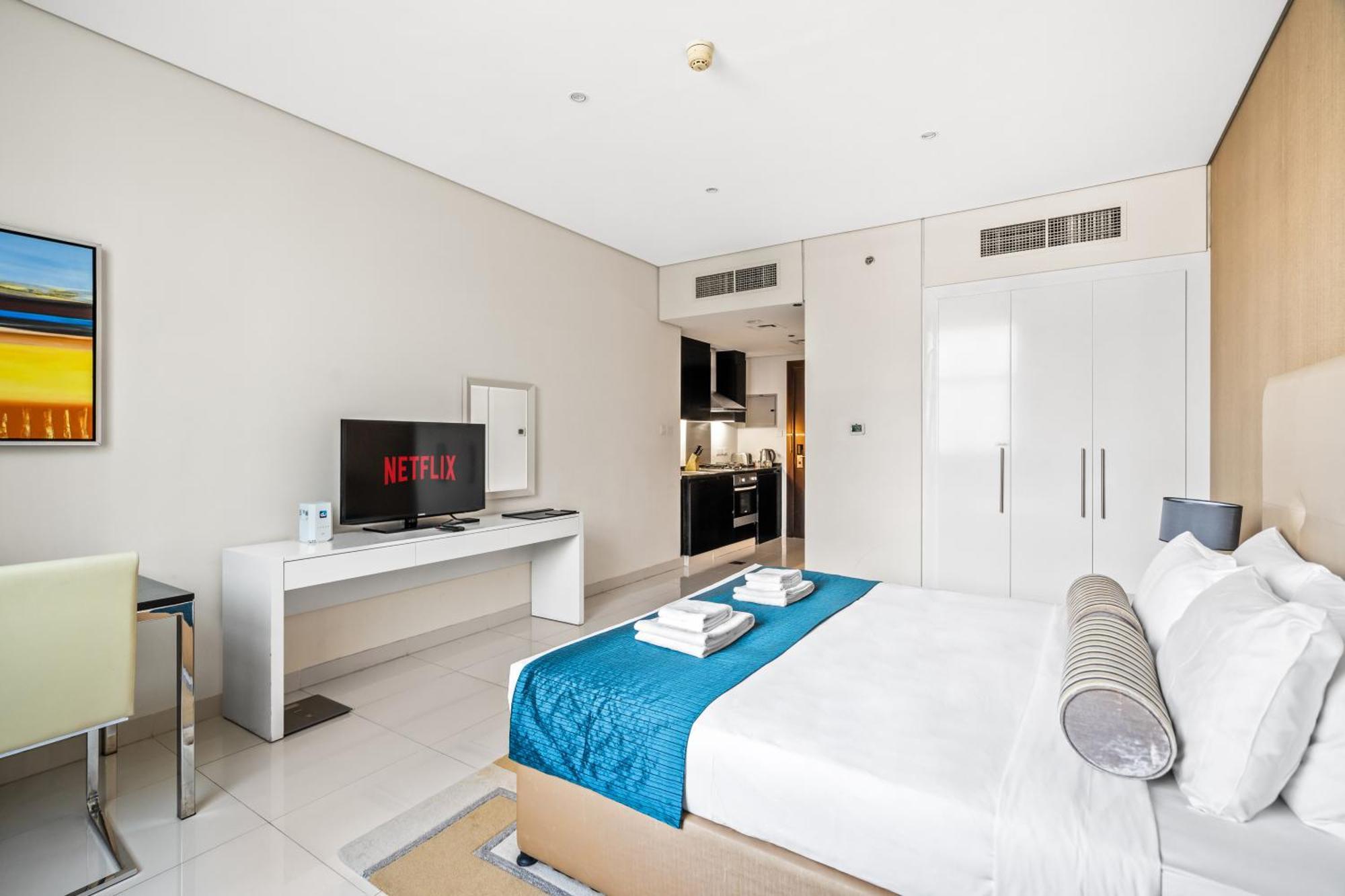 Modern Studio In Business Bay - Prime Location Apartment