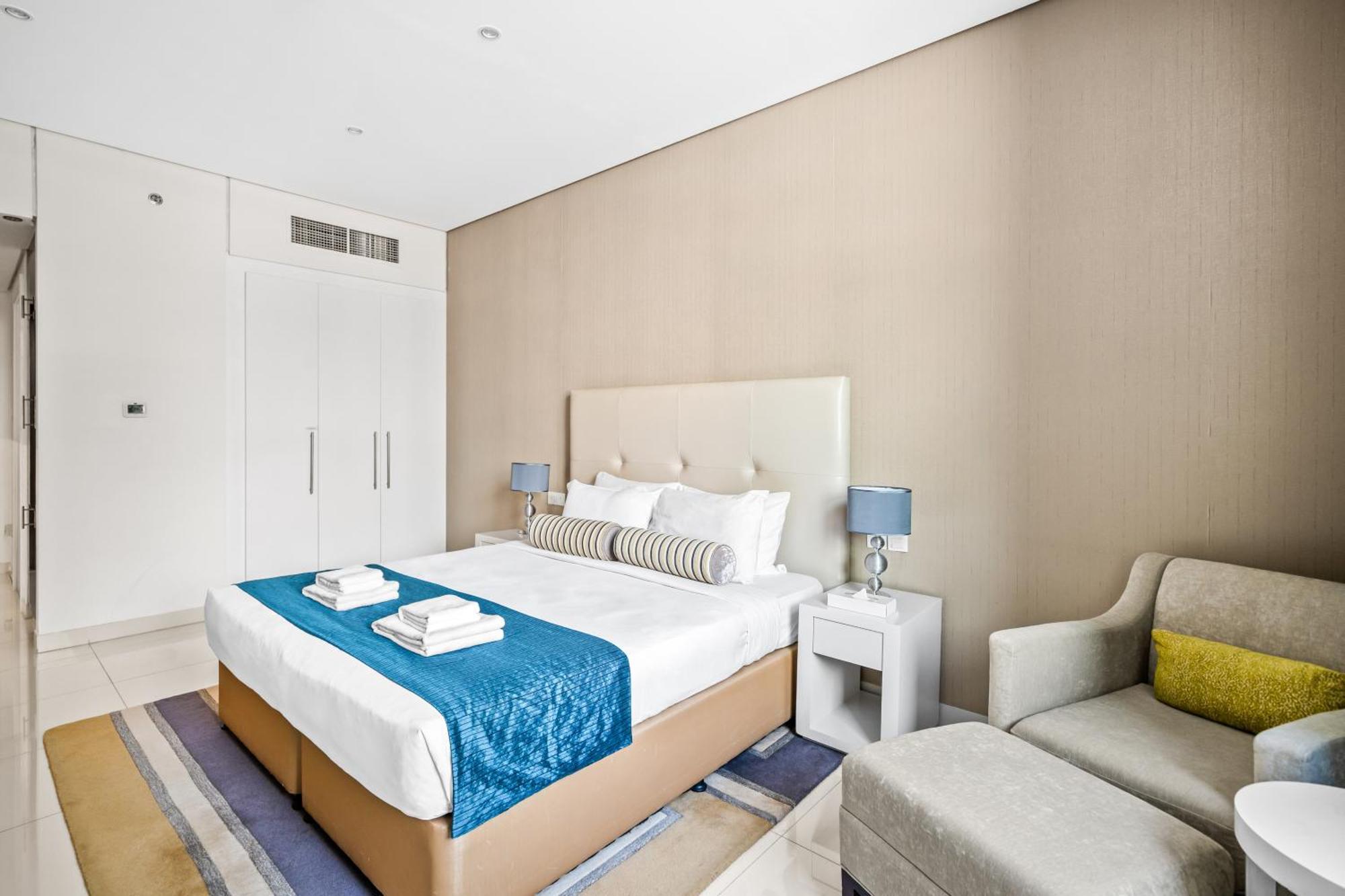 Apartment Modern Studio In Business Bay - Prime Location *